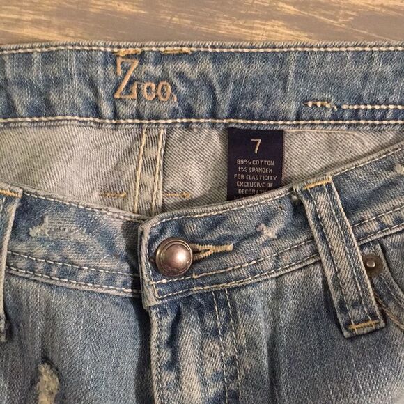 ZCo Jeans Shorts Size 7 Flap pockets Bling - Picture 2 of 4